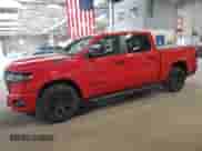 2025 Ram 1500 Big Horn z VIN 1C6RRFFG2SN662700, wystawiony jako Copart lot #67145505 z przebiegiem 8 103 mil mil oraz Szkoda całkowita • Salvage title. Historia ofert i sprzedaży dostępna na DreamBid. Obrazek 1.