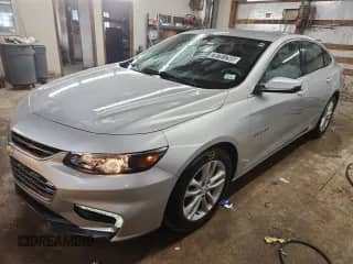 2017 Chevrolet Malibu LT z VIN 1G1ZE5ST0HF153508, wystawiony jako Copart lot #70751295 z przebiegiem 93 558 mil mil oraz Czysty tytuł • Clean title. Historia ofert i sprzedaży dostępna na DreamBid. Obrazek 1.