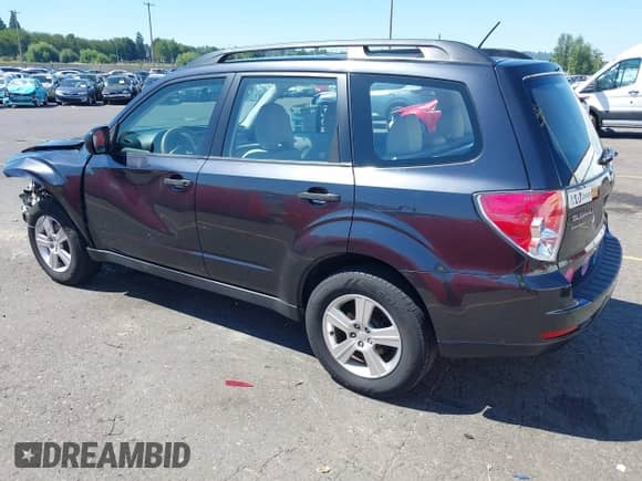 2013 Subaru Forester X z VIN JF2SHABC7DH434939, wystawiony jako IAAI lot #42971297 z przebiegiem 169 004 mil mil oraz . Historia ofert i sprzedaży dostępna na DreamBid. Obrazek 3.