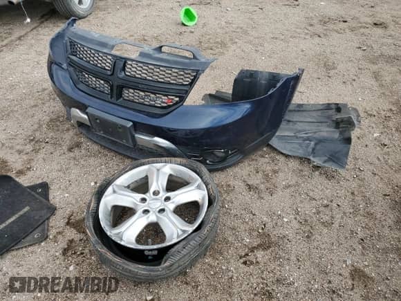 2017 Dodge Journey Crossroad with VIN 3C4PDCGB0HT599010, listed as a Copart auction lot 58535775 with 129,735 mi miles and Salvage title. Bid and sale history available at DreamBid. Image 13.