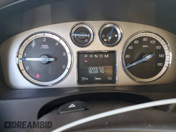 2010 Cadillac Escalade Premium z VIN 1GYUKCEF1AR265978, wystawiony jako Copart lot #84265465 z przebiegiem 96 188 mil mil oraz Szkoda całkowita • Salvage title. Historia ofert i sprzedaży dostępna na DreamBid. Obrazek 9.