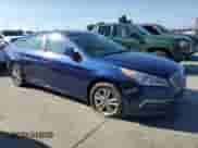 2015 Hyundai Sonata SE с VIN 5NPE24AF9FH147746, выставлен на аукционе Copart как лот 80733585 с пробегом 66 084 миль миль и Чистый • Clean title. История ставок и продаж доступна на DreamBid. Изображение 4.