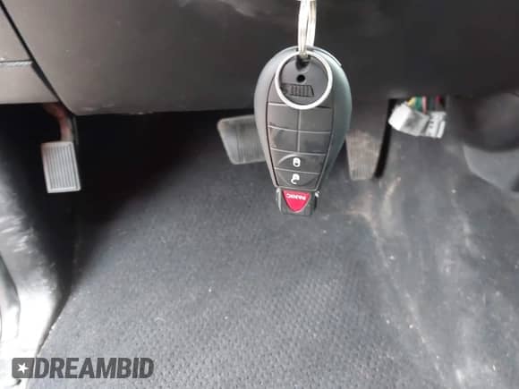 2019 Ram 1500 Tradesman z VIN 3C6RR7KGXKG723179, wystawiony jako IAAI lot #42856742 z przebiegiem Nie podano mil oraz . Historia ofert i sprzedaży dostępna na DreamBid. Obrazek 11.