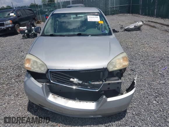 2008 Chevrolet Malibu Classic LS 2FL с VIN 1G1ZS58N38F100125, выставлен на аукционе IAAI как лот 42641184 с пробегом 224 725 миль миль и . История ставок и продаж доступна на DreamBid. Изображение 13.