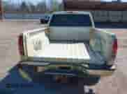 2001 Chevrolet Silverado 1500HD LS z VIN 1GCGC13U61F172302, wystawiony jako IAAI lot #41764662 z przebiegiem 218 807 mil mil oraz . Historia ofert i sprzedaży dostępna na DreamBid. Obrazek 14.