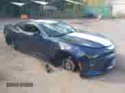 2016 Chevrolet Camaro 2SS с VIN 1G1FH1R73G0168386, выставлен на аукционе IAAI как лот 43325111 с пробегом 17 804 миль миль и . История ставок и продаж доступна на DreamBid. Изображение 1.