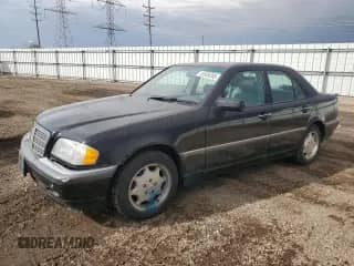 1999 Mercedes-Benz C 230/260/280/320 z VIN WDBHA24G9XA716840, wystawiony jako Copart lot #49605205 z przebiegiem 56 535 mil mil oraz Czysty tytuł • Clean title. Historia ofert i sprzedaży dostępna na DreamBid. Obrazek 1.