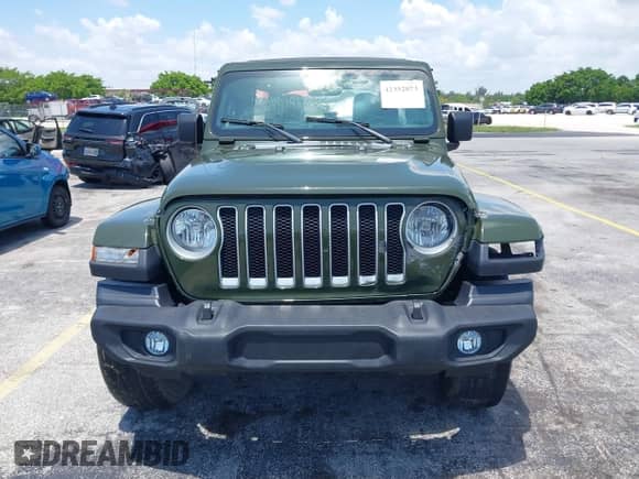 2022 Jeep Wrangler Unlimited Sahara с VIN 1C4HJXEN3NW242458, выставлен на аукционе IAAI как лот 42352073 с пробегом 26 154 миль миль и . История ставок и продаж доступна на DreamBid. Изображение 12.