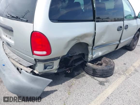 1999 Dodge Caravan with VIN 2B4GP25R4XR414599, listed as a IAAI auction lot 42238285 with 40,551 mi miles and . Bid and sale history available at DreamBid. Image 6.