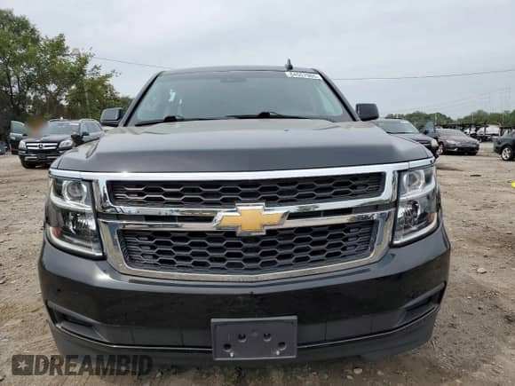 2019 Chevrolet Suburban LT с VIN 1GNSKHKC8KR335859, выставлен на аукционе Copart как лот 84557985 с пробегом 84 880 миль миль и Списание • Salvage title. История ставок и продаж доступна на DreamBid. Изображение 5.
