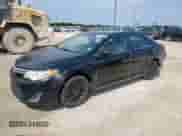 2012 Toyota Camry L with VIN 4T1BF1FK3CU093868, listed as a Copart auction lot 68912035 with 185,303 mi miles and Clean title. Bid and sale history available at DreamBid. Image 1.