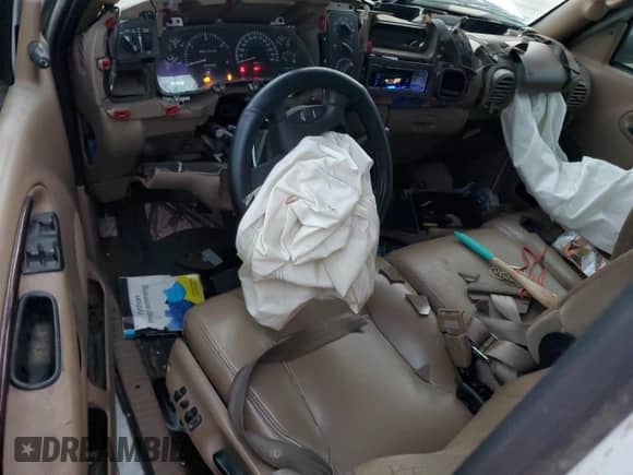 1999 Dodge 2500 with VIN 3B7KC2364XG126122, listed as a Copart auction lot 80802084 with 271,918 mi miles and Salvage title. Bid and sale history available at DreamBid. Image 8.