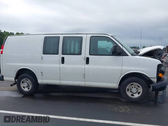 2019 Chevrolet Express Cargo с VIN 1GCWGAFG4K1171122, выставлен на аукционе IAAI как лот 43169542 с пробегом 162 303 миль миль и . История ставок и продаж доступна на DreamBid. Изображение 13.