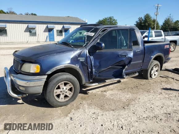 2003 Ford F-150 XLT z VIN 1FTRW08LX3KD51236, wystawiony jako Copart lot #89650665 z przebiegiem Nie podano mil oraz Szkoda całkowita • Salvage title. Historia ofert i sprzedaży dostępna na DreamBid. Obrazek 1.