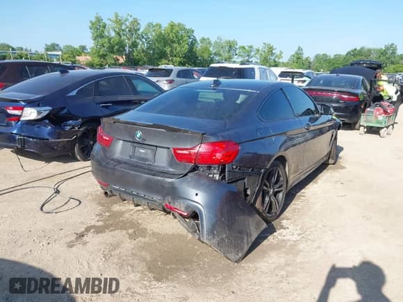 2015 BMW 4 Series 435i xDrive с VIN WBA3R5C51FK372044, выставлен на аукционе IAAI как лот 42564370 с пробегом 131 542 миль миль и . История ставок и продаж доступна на DreamBid. Изображение 4.