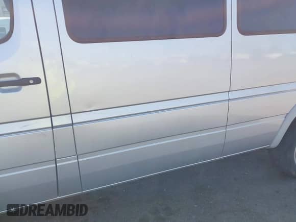 2005 Dodge Sprinter Passenger with VIN WD8PD644155797182, listed as a IAAI auction lot 42898253 with 132,218 mi miles and . Bid and sale history available at DreamBid. Image 18.