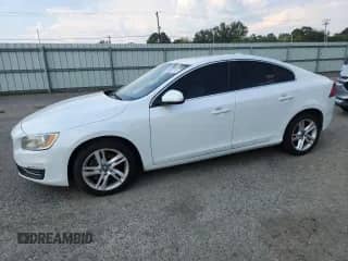 2015 Volvo S60 T5 Premier с VIN YV1612TB5F2317117, выставлен на аукционе Copart как лот 80667715 с пробегом 180 649 миль миль и Списание • Salvage title. История ставок и продаж доступна на DreamBid. Изображение 1.