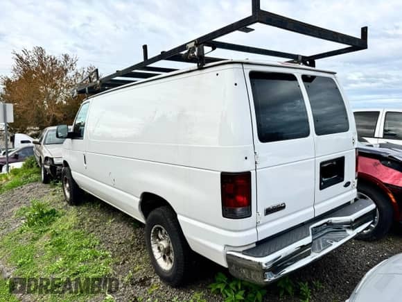 2007 Ford Econoline Cargo Commercial с VIN 1FTNE24L57DA36924, выставлен на аукционе Copart как лот 82140245 с пробегом Не указан миль и Чистый • Clean title. История ставок и продаж доступна на DreamBid. Изображение 3.