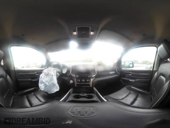 2022 Ram 1500 Laramie z VIN 1C6SRFJT2NN179069, wystawiony jako IAAI lot #43127220 z przebiegiem 83 741 mil mil oraz . Historia ofert i sprzedaży dostępna na DreamBid. Obrazek 18.