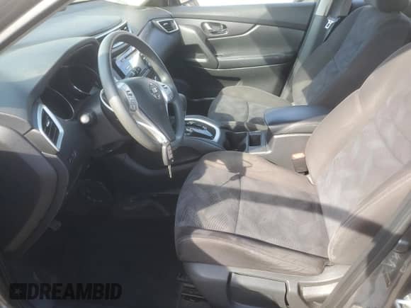 2015 Nissan Rogue SV z VIN KNMAT2MV5FP578981, wystawiony jako Copart lot #80644105 z przebiegiem 186 555 mil mil oraz Szkoda całkowita • Salvage title. Historia ofert i sprzedaży dostępna na DreamBid. Obrazek 7.