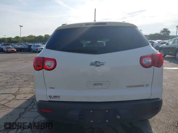 2011 Chevrolet Traverse 1LT с VIN 1GNKVGED6BJ255111, выставлен на аукционе IAAI как лот 43273413 с пробегом 217 212 миль миль и . История ставок и продаж доступна на DreamBid. Изображение 16.