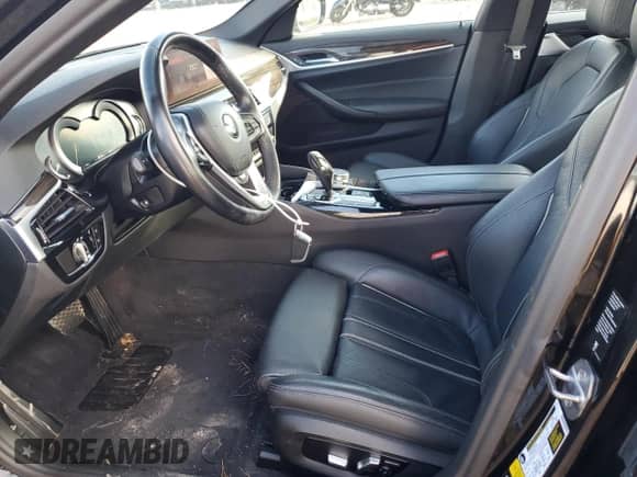 2019 BMW 5 Series 540i xDrive z VIN WBAJE7C51KWW19189, wystawiony jako Copart lot #89460225 z przebiegiem 68 236 mil mil oraz Szkoda całkowita • Salvage title. Historia ofert i sprzedaży dostępna na DreamBid. Obrazek 7.