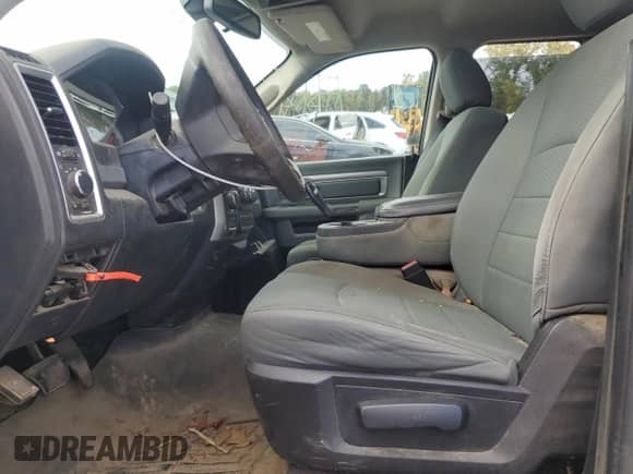 2016 Ram 1500 Big Horn z VIN 1C6RR7GT0GS170581, wystawiony jako Copart lot #85671535 z przebiegiem 133 898 mil mil oraz Szkoda całkowita • Salvage title. Historia ofert i sprzedaży dostępna na DreamBid. Obrazek 7.