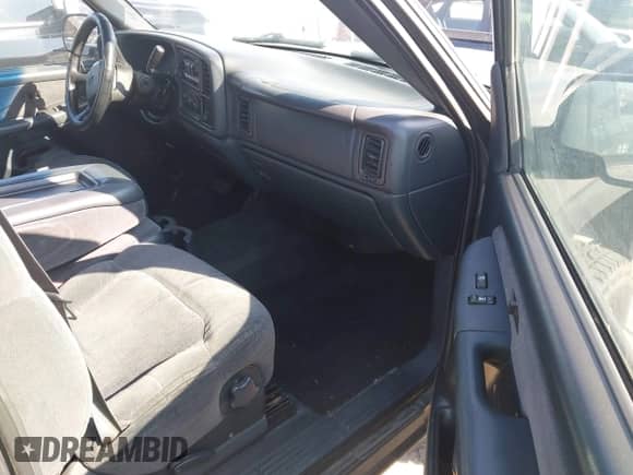 2002 Chevrolet Silverado 2500HD LS с VIN 1GCHK23UX2F143044, выставлен на аукционе IAAI как лот 43284319 с пробегом 188 232 миль миль и . История ставок и продаж доступна на DreamBid. Изображение 5.
