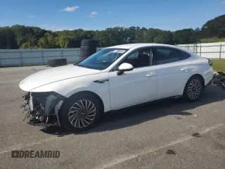 2025 Hyundai Sonata SEL с VIN KMHL34JJXSA103275, выставлен на аукционе Copart как лот 85117225 с пробегом 23 225 миль миль и Чистый • Clean title. История ставок и продаж доступна на DreamBid. Изображение 1.