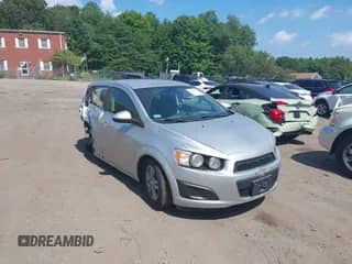 2014 Chevrolet Sonic LT с VIN 1G1JC6SG2E4100473, выставлен на аукционе IAAI как лот 42748058 с пробегом 174 966 миль миль и . История ставок и продаж доступна на DreamBid. Изображение 1.