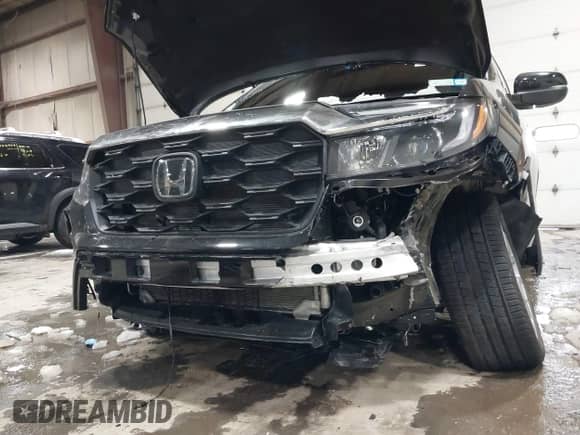 2025 Honda Passport EX-L с VIN 5FNYF8H54SB010454, выставлен на аукционе IAAI как лот 41569333 с пробегом 4 592 миль миль и . История ставок и продаж доступна на DreamBid. Изображение 6.