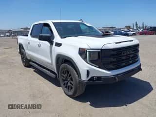 2022 GMC Sierra 1500 Elevation with VIN 3GTPUCEK6NG664465, listed as a IAAI auction lot 42272915 with 10,883 mi miles and . Bid and sale history available at DreamBid. Image 1.