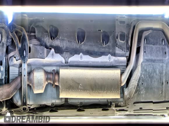 2017 Chevrolet Impala LT с VIN 2G1105SA6H9188380, выставлен на аукционе Copart как лот 71535495 с пробегом 80 184 миль миль и Чистый • Clean title. История ставок и продаж доступна на DreamBid. Изображение 14.