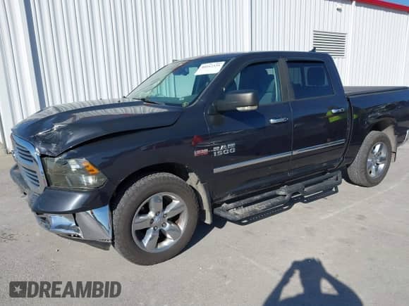 2015 Ram 1500 Lone Star с VIN 1C6RR7LT5FS745245, выставлен на аукционе IAAI как лот 40512335 с пробегом 218 973 миль миль и . История ставок и продаж доступна на DreamBid. Изображение 18.