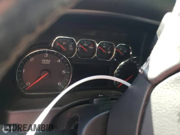 2015 Chevrolet Silverado 1500 LT с VIN 1GCRCREH4FZ411245, выставлен на аукционе Copart как лот 52394905 с пробегом Не указан миль и Списание • Salvage title. История ставок и продаж доступна на DreamBid. Изображение 9.