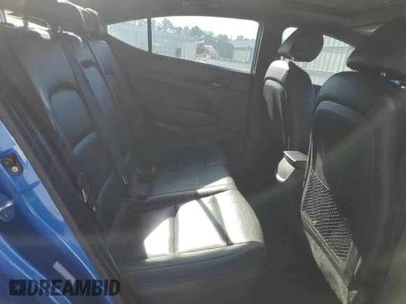 2018 Hyundai Elantra Sport с VIN KMHD04LBXJU677620, выставлен на аукционе Copart как лот 82594355 с пробегом 113 484 миль миль и Чистый • Clean title. История ставок и продаж доступна на DreamBid. Изображение 10.