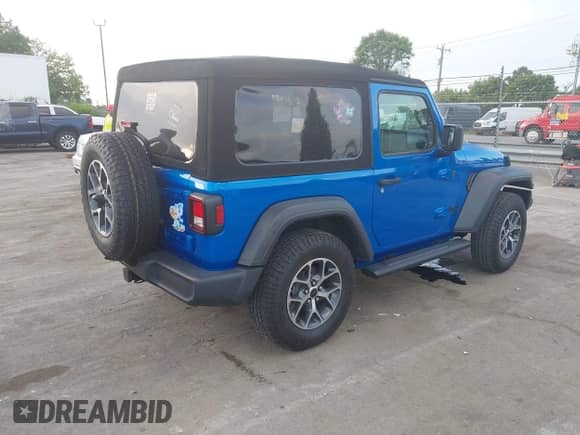 2024 Jeep Wrangler Sport с VIN 1C4PJXANXRW160377, выставлен на аукционе IAAI как лот 42083296 с пробегом 19 439 миль миль и . История ставок и продаж доступна на DreamBid. Изображение 4.