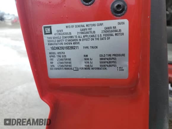 2006 Chevrolet Silverado 2500HD LT2 с VIN 1GCHK29U16E286211, выставлен на аукционе Copart как лот 50801795 с пробегом Не указан миль и Списание • Salvage title. История ставок и продаж доступна на DreamBid. Изображение 12.