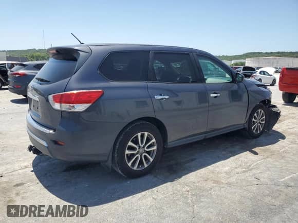 2014 Nissan Pathfinder S with VIN 5N1AR2MN8EC667136, listed as a Copart auction lot 65934755 with 132,215 mi miles and Salvage title. Bid and sale history available at DreamBid. Image 3.
