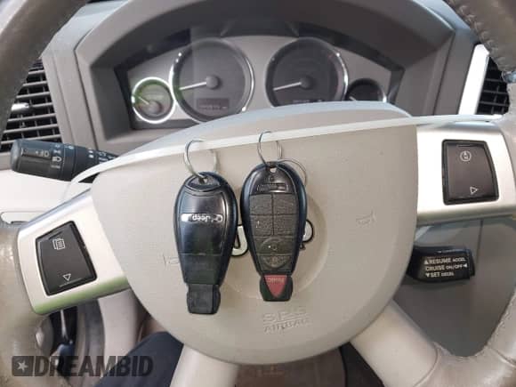 2008 Jeep Grand Cherokee Limited с VIN 1J8HR58MX8C240138, выставлен на аукционе IAAI как лот 43385851 с пробегом 144 974 миль миль и . История ставок и продаж доступна на DreamBid. Изображение 11.