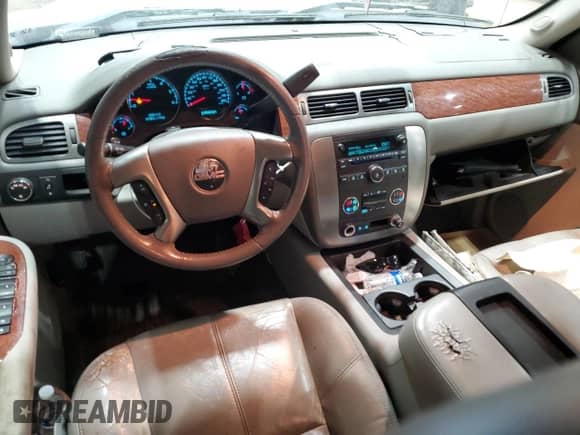 2007 GMC Sierra 1500 SLT with VIN 2GTEC130671623202, listed as a Copart auction lot 47496515 with 308,333 mi miles and Salvage title. Bid and sale history available at DreamBid. Image 8.