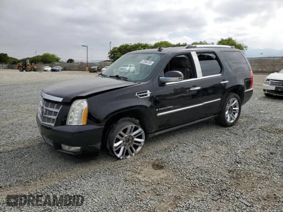 2009 Cadillac Escalade z VIN 1GYFK33279R269036, wystawiony jako Copart lot #57846755 z przebiegiem 157 986 mil mil oraz Szkoda całkowita • Salvage title. Historia ofert i sprzedaży dostępna na DreamBid. Obrazek 1.