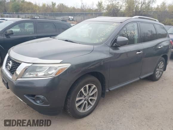 2014 Nissan Pathfinder SL with VIN 5N1AR2MM2EC699197, listed as a IAAI auction lot 43528438 with 146,340 mi miles and . Bid and sale history available at DreamBid. Image 2.