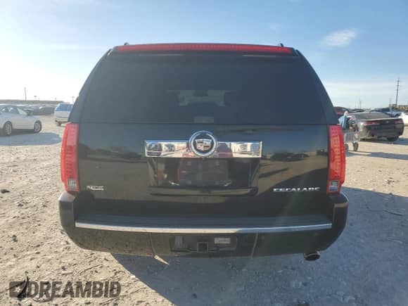 2010 Cadillac Escalade ESV Premium with VIN 1GYUKJEFXAR109233, listed as a Copart auction lot 86785064 with 263,284 mi miles and Salvage title. Bid and sale history available at DreamBid. Image 6.