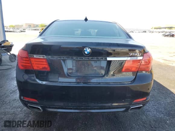 2009 BMW 7 Series 750i z VIN WBAKA83529CY34808, wystawiony jako Copart lot #58170775 z przebiegiem 165 710 mil mil oraz Czysty tytuł • Clean title. Historia ofert i sprzedaży dostępna na DreamBid. Obrazek 6.