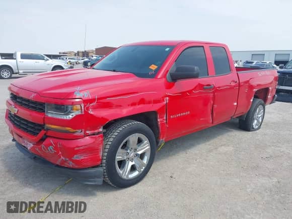 2017 Chevrolet Silverado 1500 Custom с VIN 1GCRCPEC1HZ332692, выставлен на аукционе IAAI как лот 43062790 с пробегом 145 019 миль миль и . История ставок и продаж доступна на DreamBid. Изображение 22.