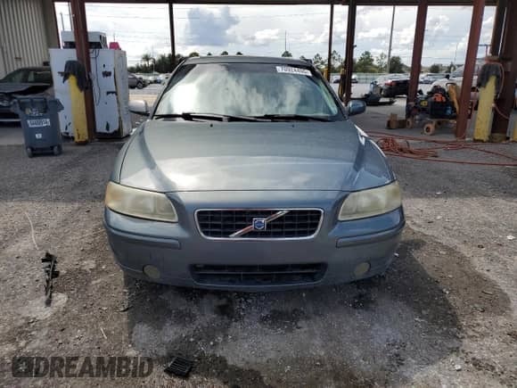 2005 Volvo S60 с VIN YV1RS592752474469, выставлен на аукционе Copart как лот 70924455 с пробегом 124 230 миль миль и Списание • Salvage title. История ставок и продаж доступна на DreamBid. Изображение 5.