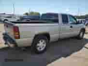 2005 GMC Sierra 1500 SLE с VIN 2GTEC19T051144823, выставлен на аукционе Copart как лот 71254875 с пробегом 173 836 миль миль и Чистый • Clean title. История ставок и продаж доступна на DreamBid. Изображение 3.
