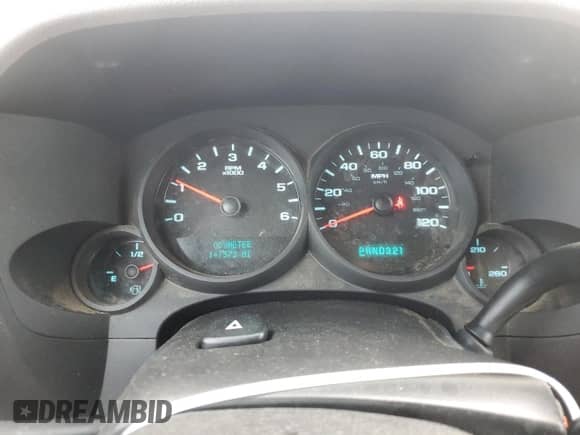 2013 Chevrolet Silverado 1500 Work Truck z VIN 1GCNCPEX0DZ268303, wystawiony jako Copart lot #58049045 z przebiegiem 147 573 mil mil oraz Czysty tytuł • Clean title. Historia ofert i sprzedaży dostępna na DreamBid. Obrazek 9.