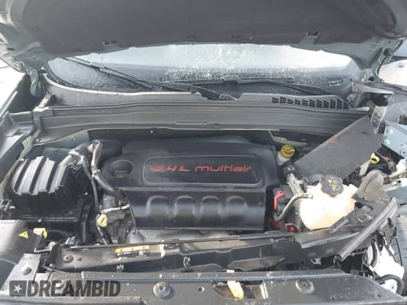 2017 Jeep Renegade Latitude z VIN ZACCJABB3HPF71731, wystawiony jako IAAI lot #41458308 z przebiegiem 110 186 mil mil oraz . Historia ofert i sprzedaży dostępna na DreamBid. Obrazek 10.
